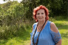 <em>Emily R, Los Angeles, CA</em>